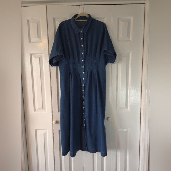 Women’s Blue Denim Button-Front Midi Dress Size XL - Picture 2 of 5